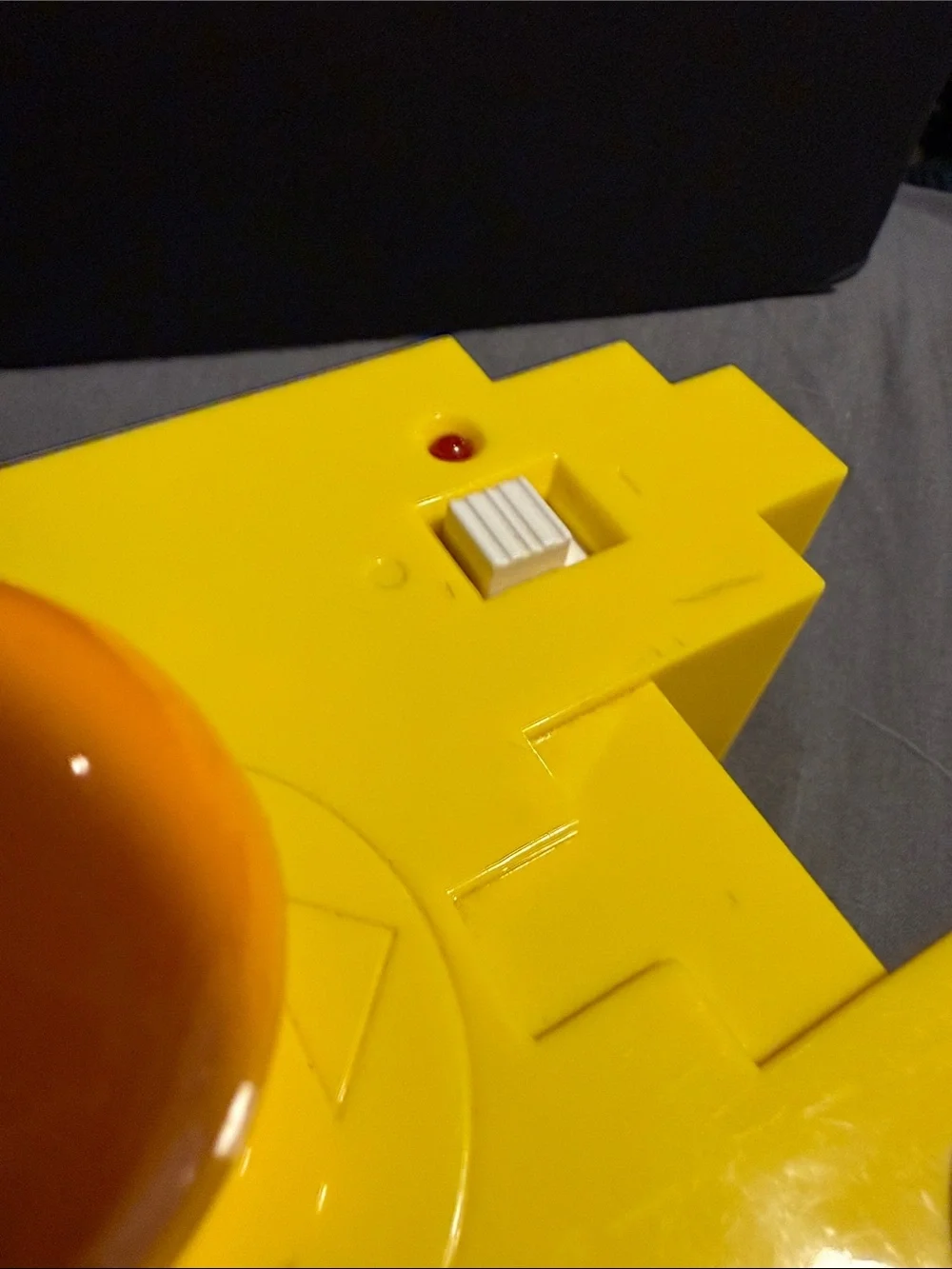 PAC-MAN 12-in-1 TV PLUG and PLAY Joystick game controller .